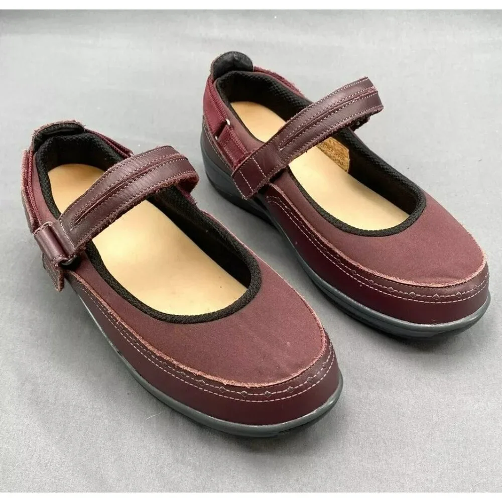OrthoFeet Mary Jane Shoe Women 6.5 B WIDE Heel Strap Comfort Ergonomic Diabetic‎